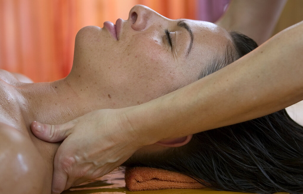 Ayurveda massage relaxation